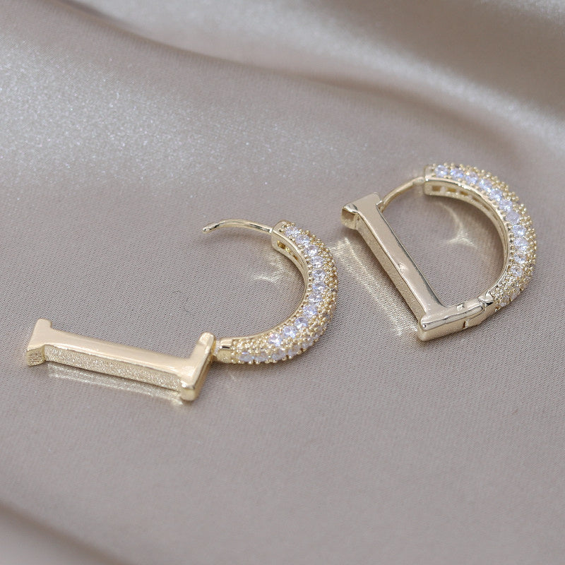 Copper Set Zircon Letter D Simple Female Earrings