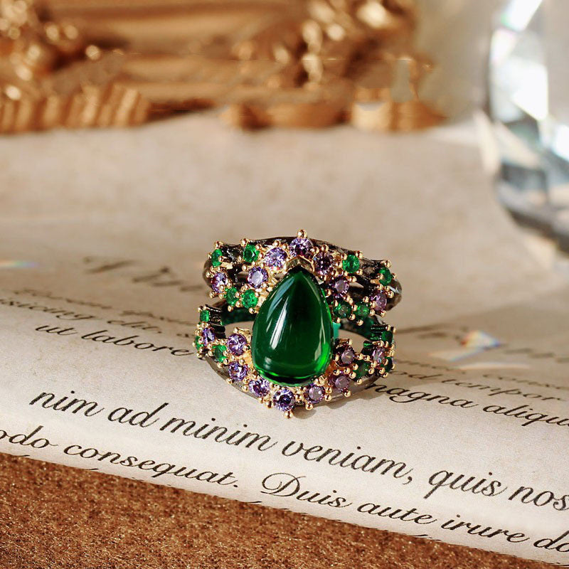 Design Teardrop Emerald Purple Diamond Ring