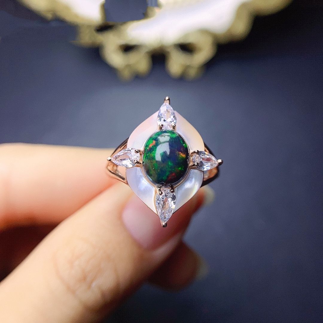 Fashionable Inlaid Natural Black Opal Ring